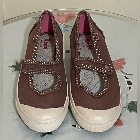 Keds Brown women’s Mary Jane cavas shoes with Pink accents Size 7.5 - Picture 4 of 9